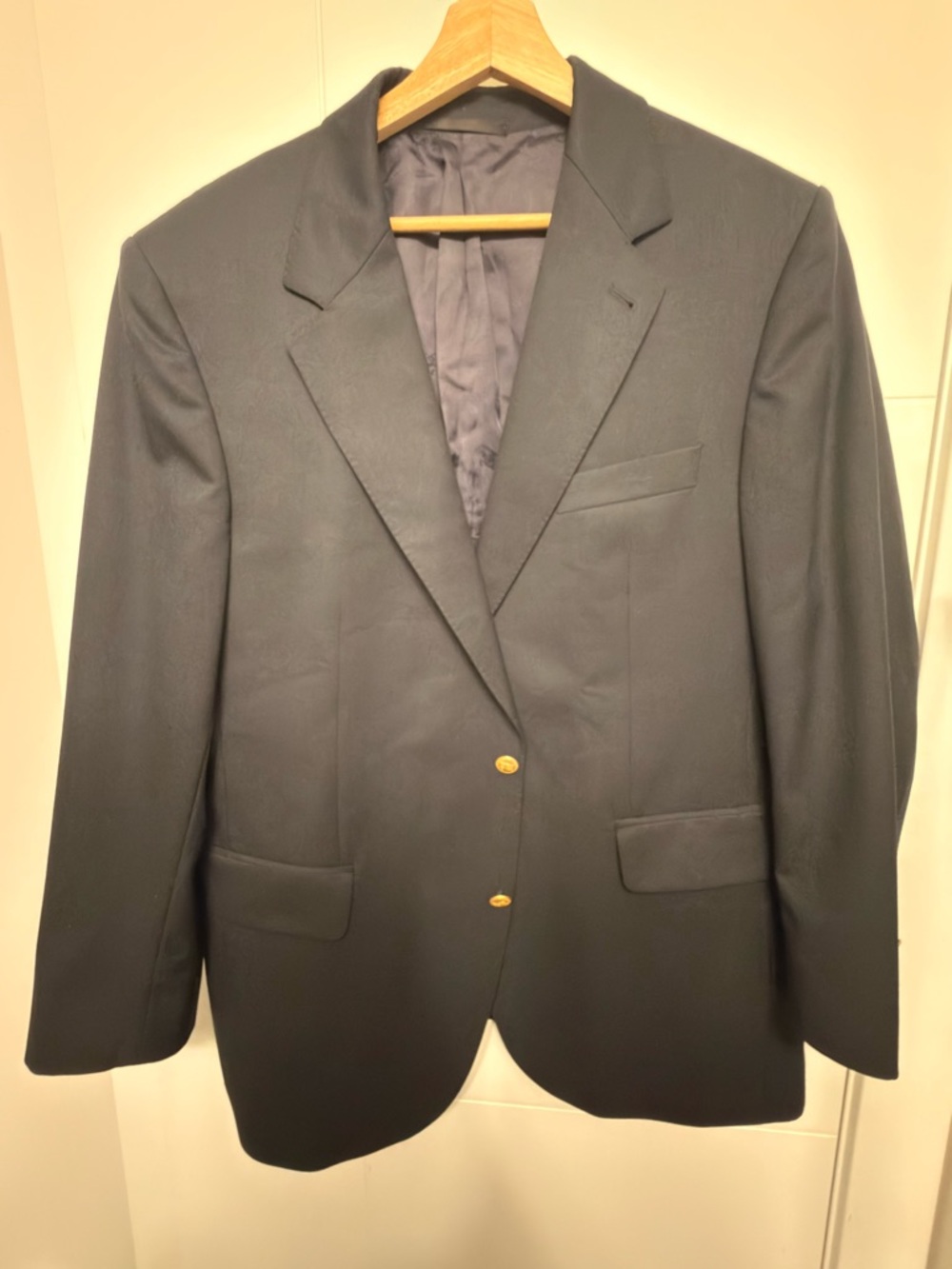 Burberry Men's Navy Two-Button Blazer (100% Virgin Wool)